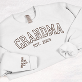 Embroidered Grandma sweatshirt with grandkids names, Personalized Grandma gift, Grammy, Oma, Nana, Gigi, Mommom, Mimi, Mom Birthday gift
