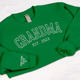 Embroidered Grandma sweatshirt with grandkids names, Personalized Grandma gift, Grammy, Oma, Nana, Gigi, Mommom, Mimi, Mom Birthday gift